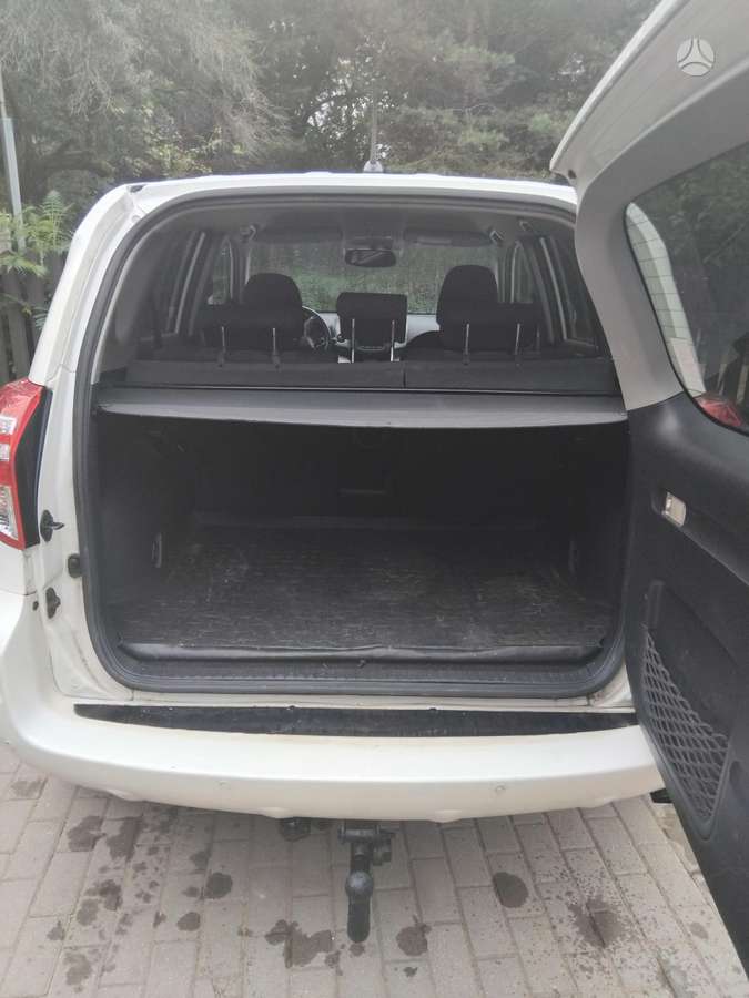 Toyota RAV4 - 7