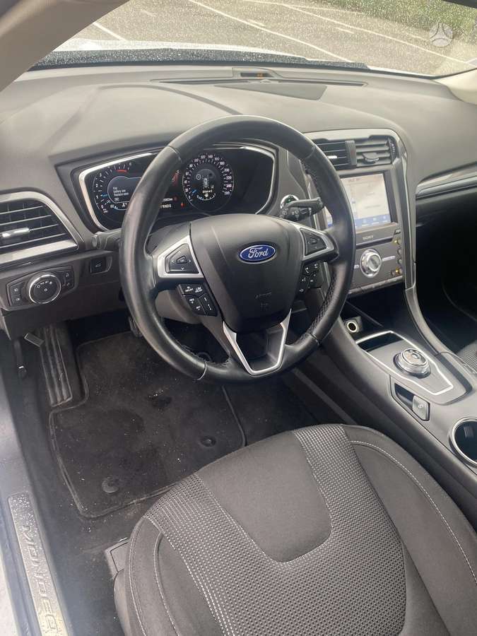 Ford Mondeo, 2.0 l., hatchback