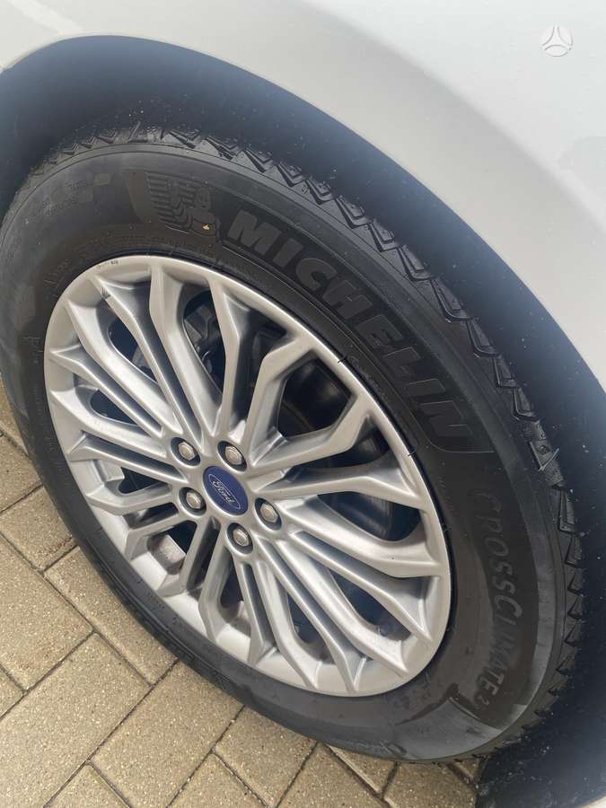 Ford Mondeo, 2.0 l., hatchback