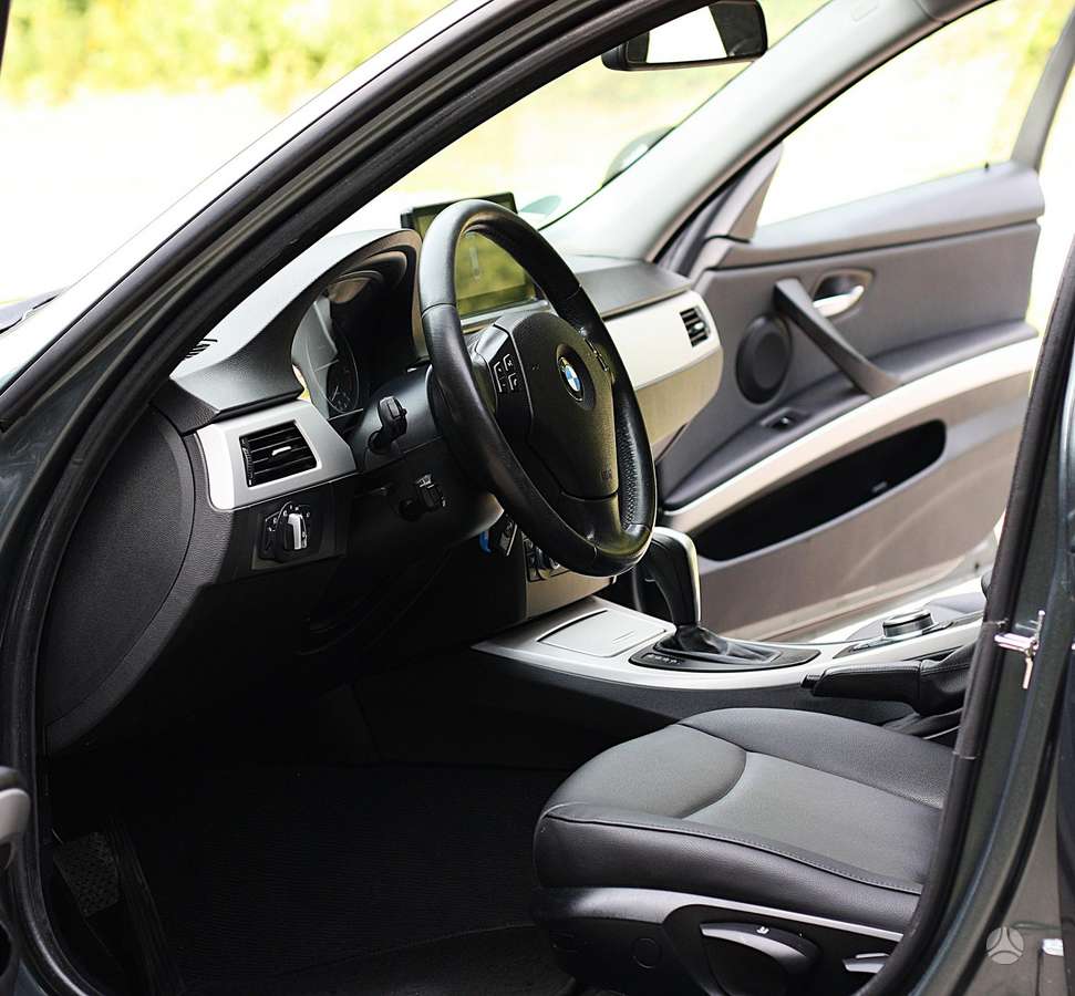 BMW 320, 2.0 l., Универсал