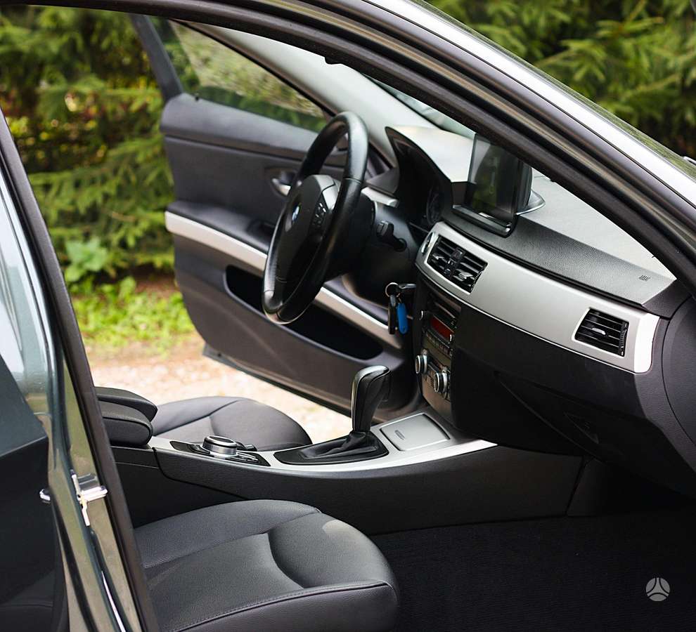 BMW 320, 2.0 l., Универсал