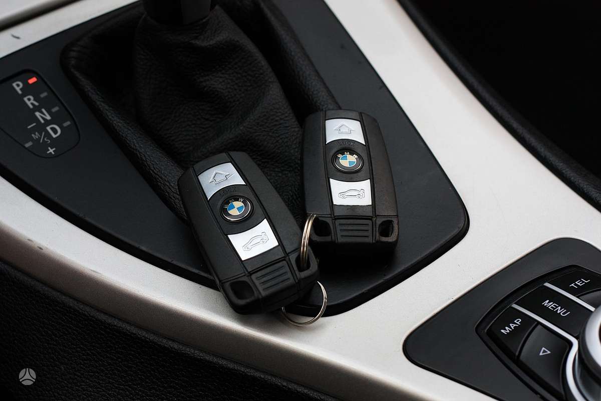 BMW 320, 2.0 l., Универсал
