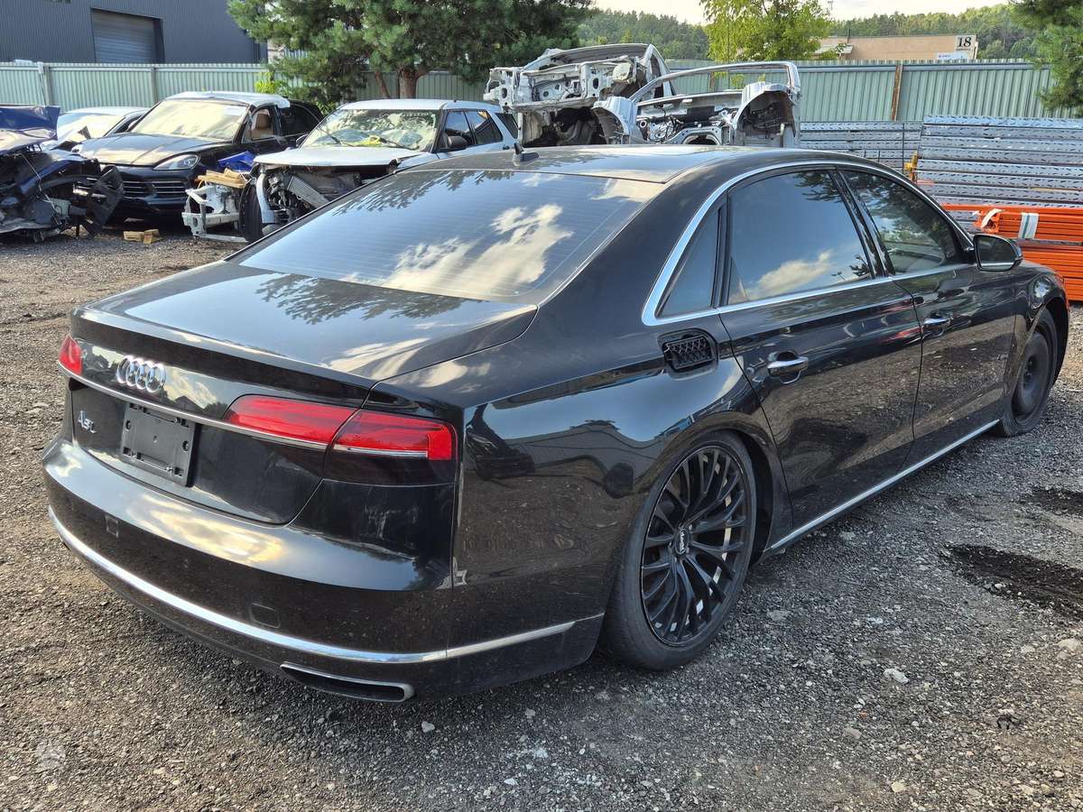 Audi A8, 3.0 l., Седан