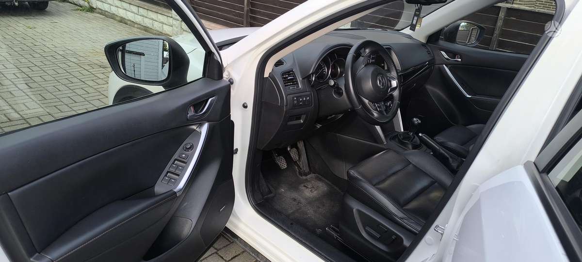 Mazda CX-5, 2.2 l., Внедорожник / Кроссовер