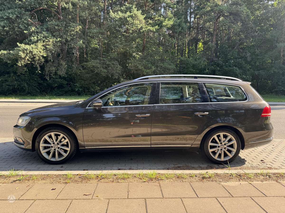 Volkswagen Passat - 5