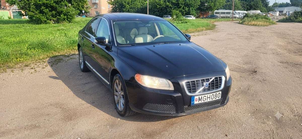 Volvo S80, 3.2 l., Седан