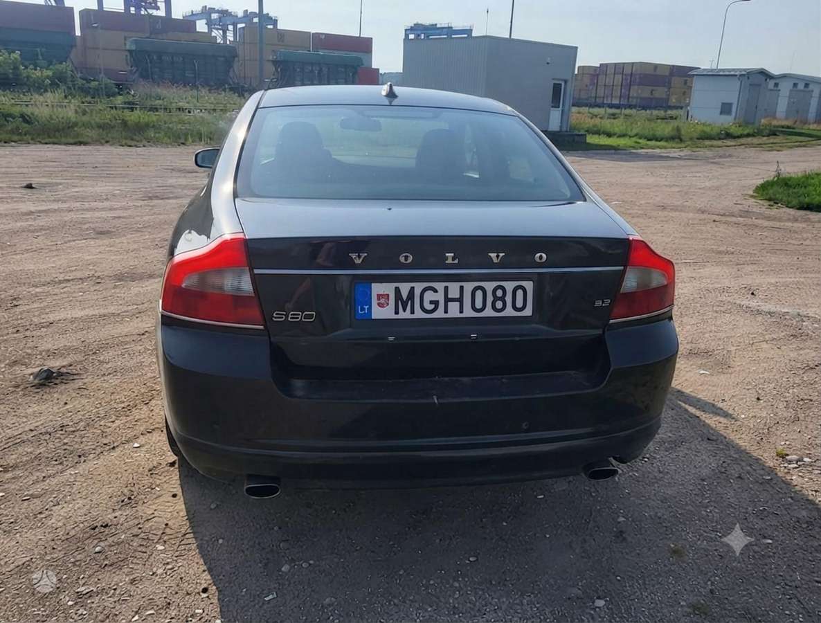Volvo S80, 3.2 l., Седан