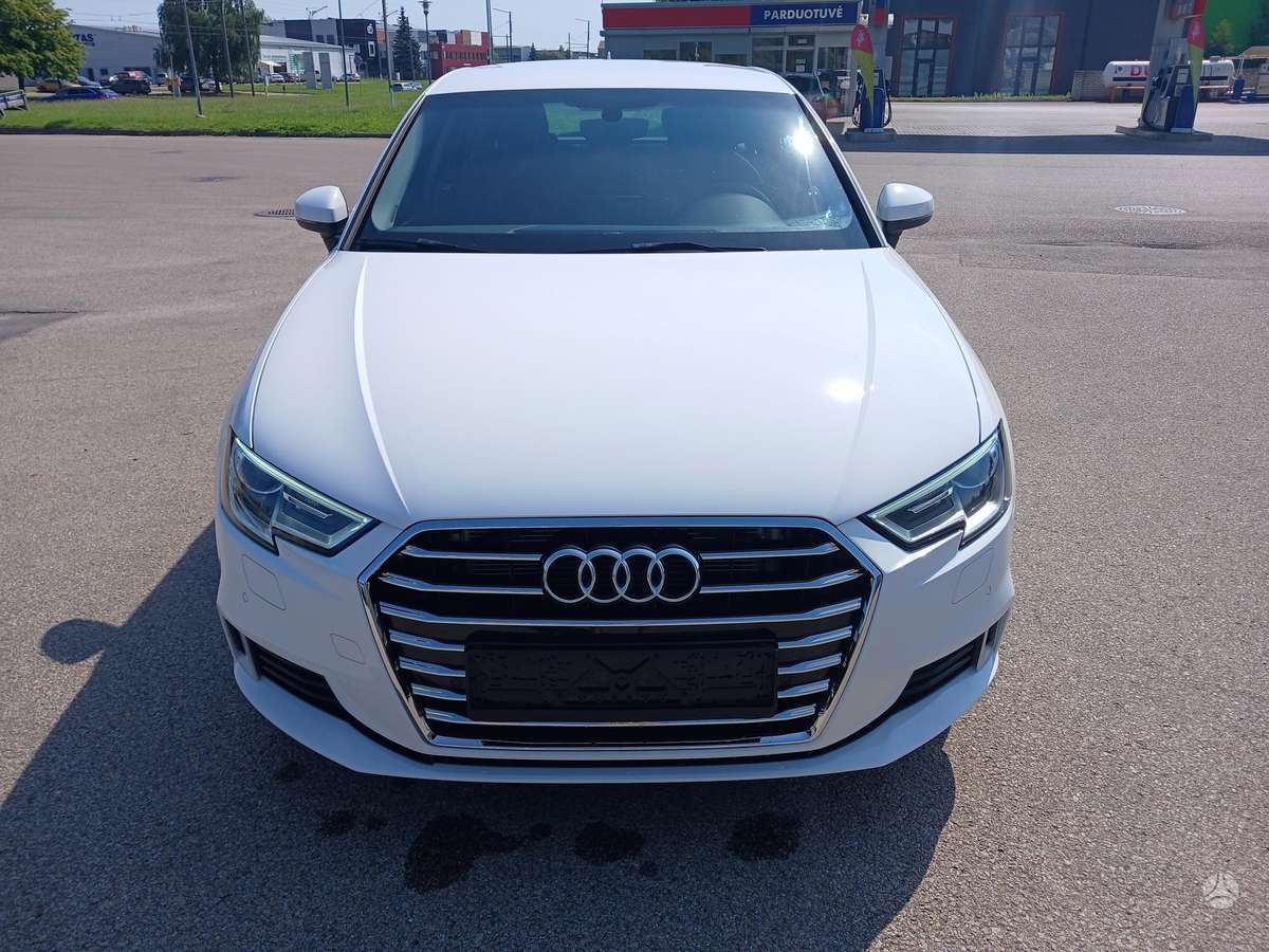 Audi A3, 1.0 l., Хэтчбек