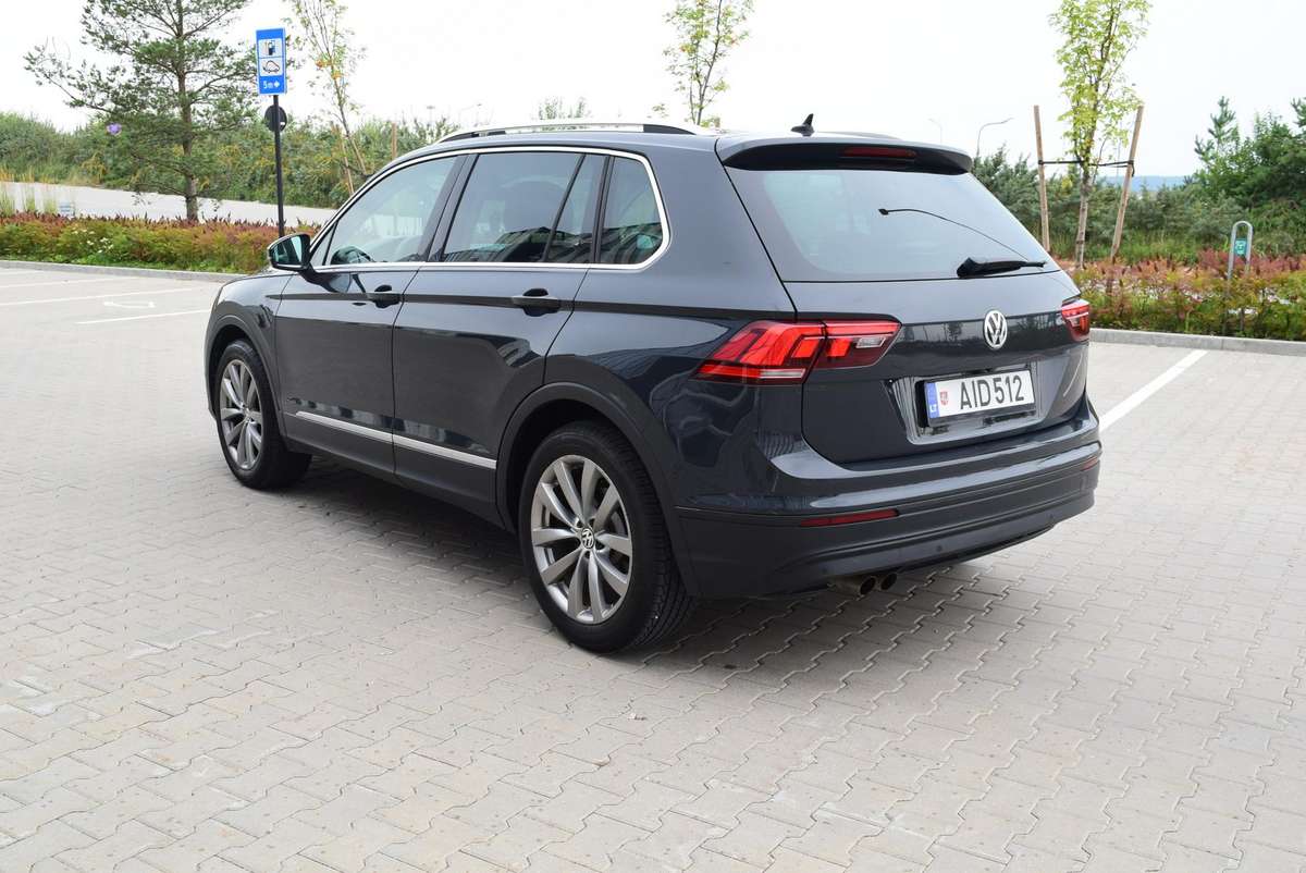 Volkswagen Tiguan - 5