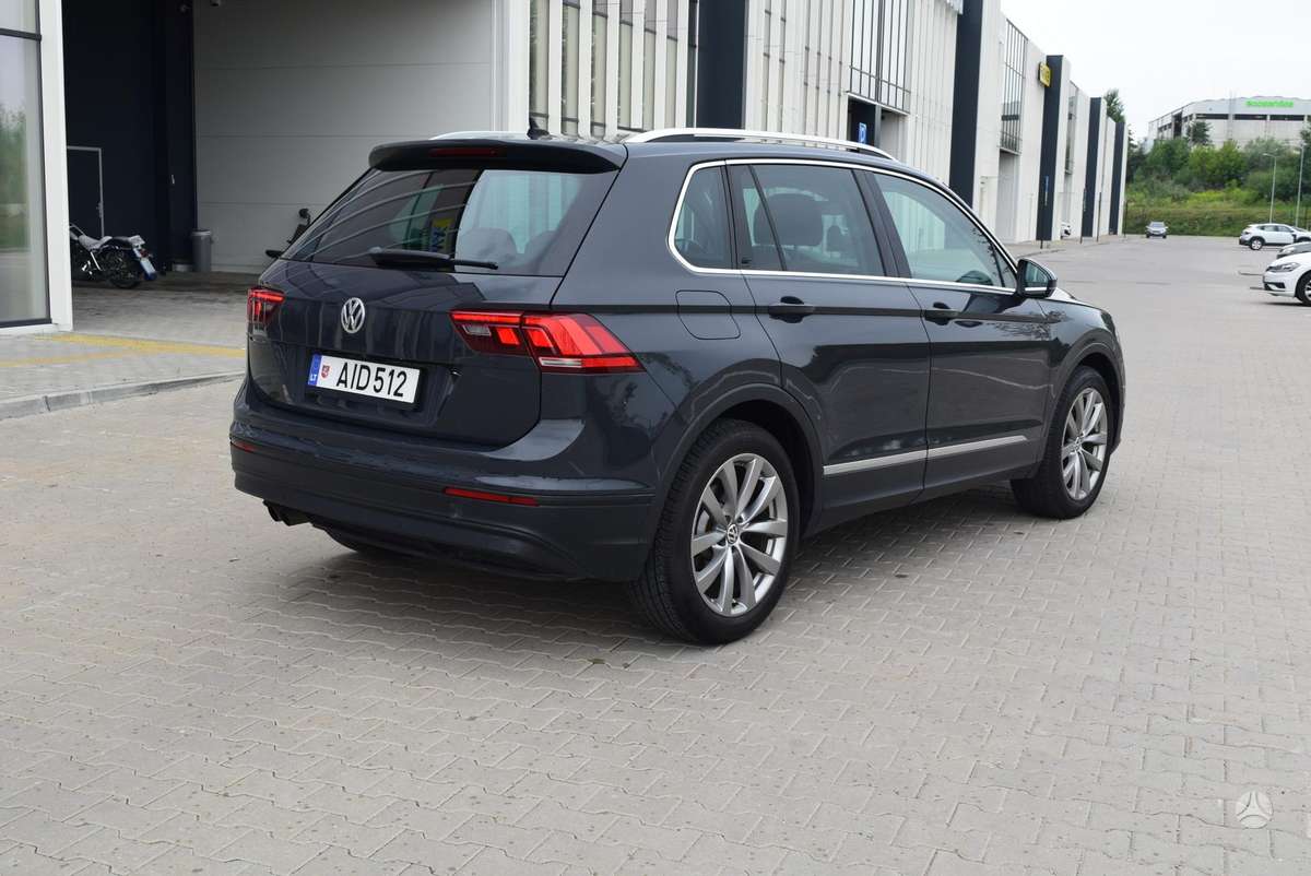 Volkswagen Tiguan - 7