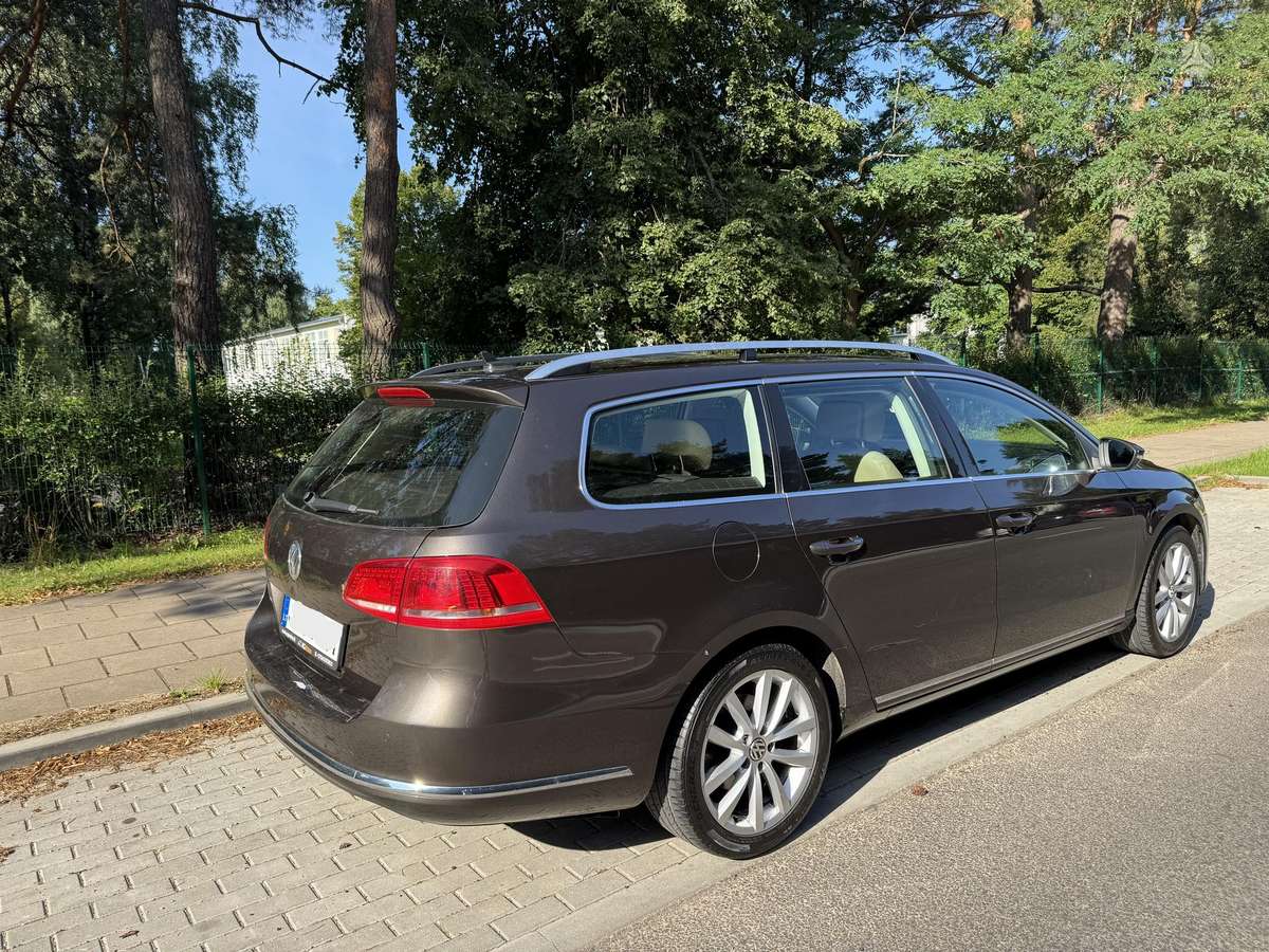 Volkswagen Passat - 6