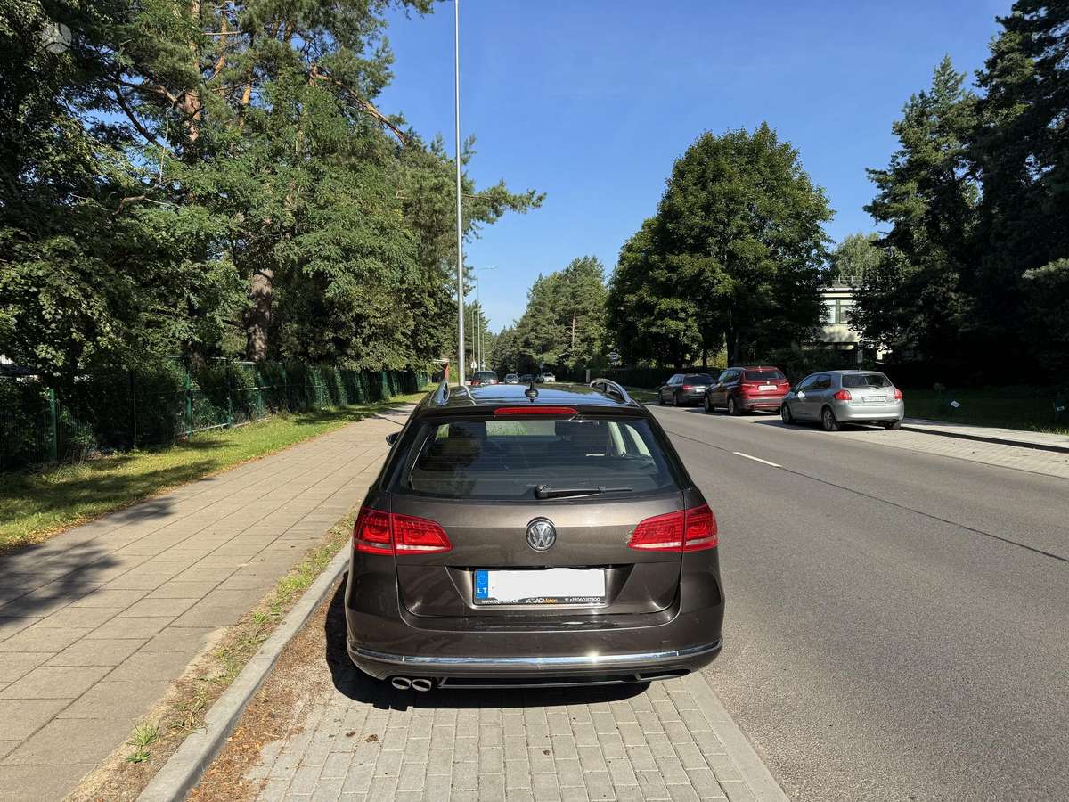 Volkswagen Passat - 7