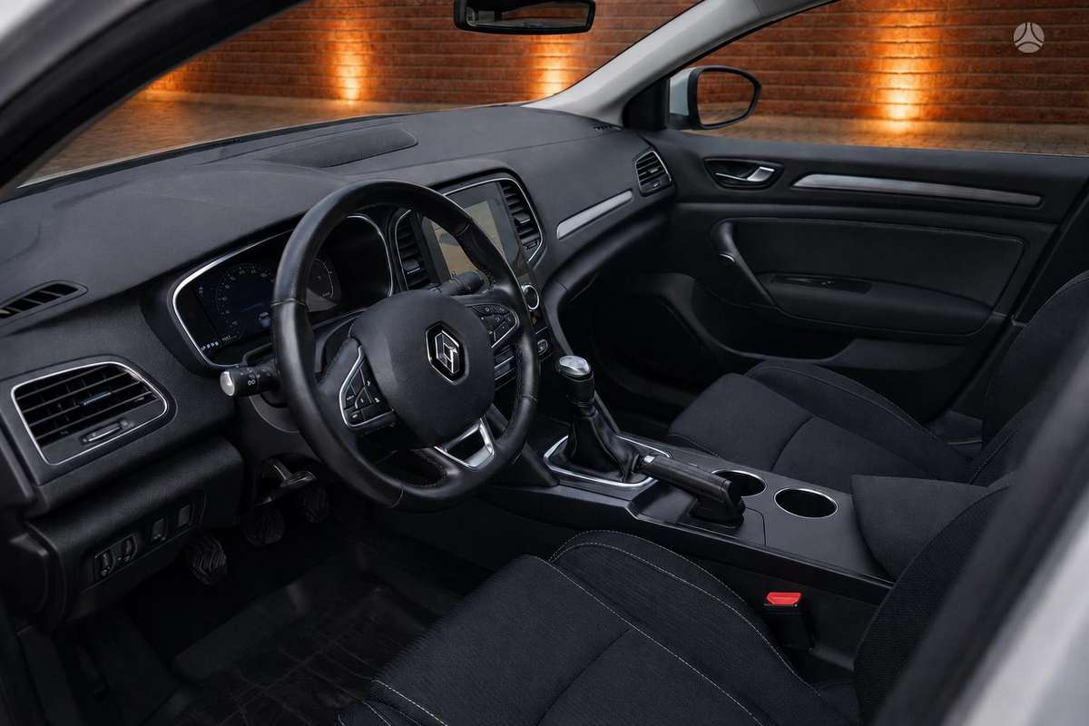 Renault Megane - 9