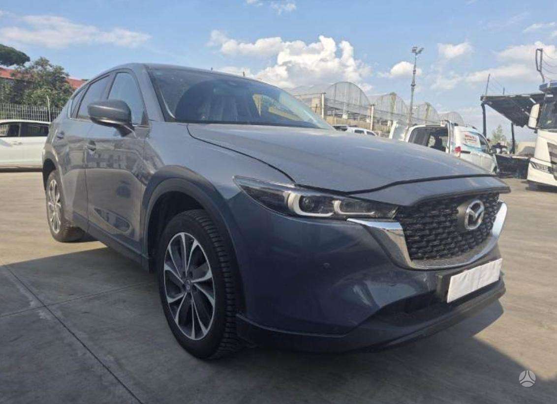 Mazda CX-5, 2.2 l., off-road / crossover