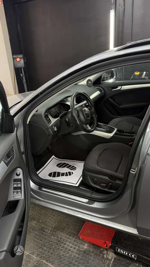 Audi A4, 3.0 l., universalas