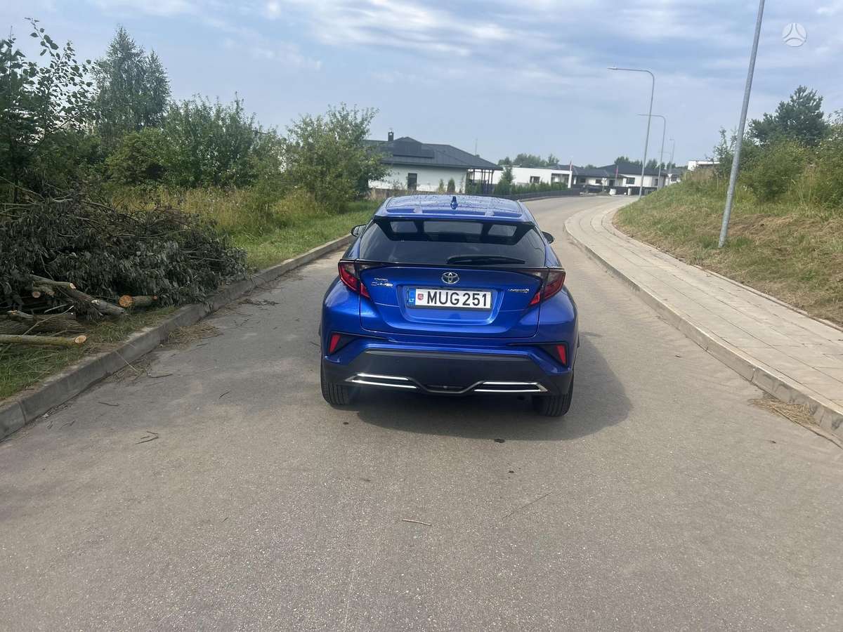 Toyota C-HR - 6