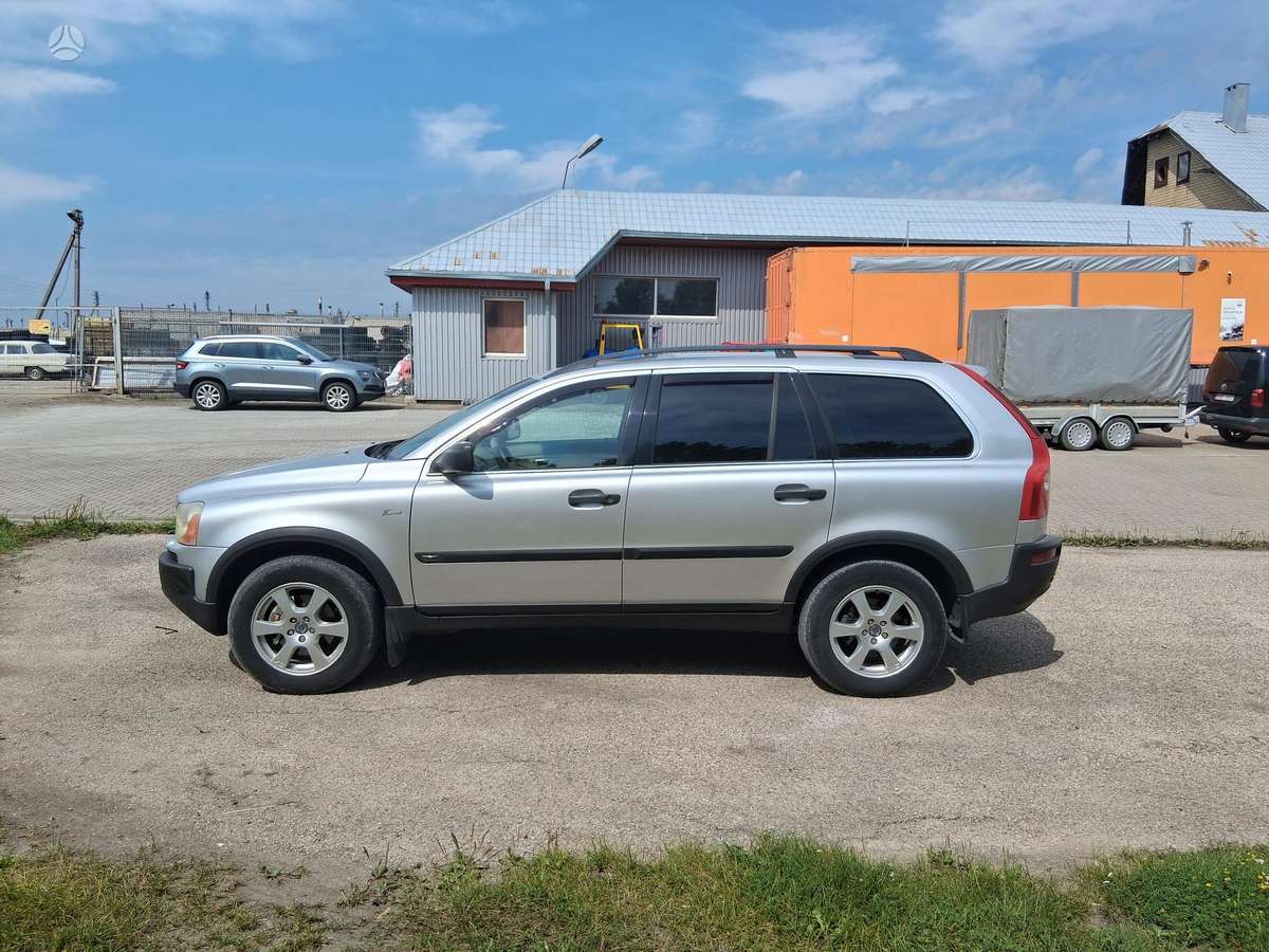 Volvo XC90 - 3