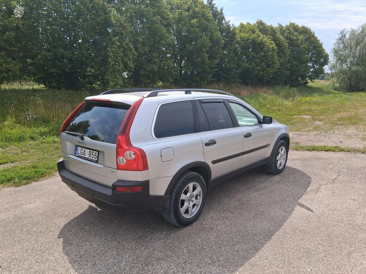 Volvo XC90 - 6