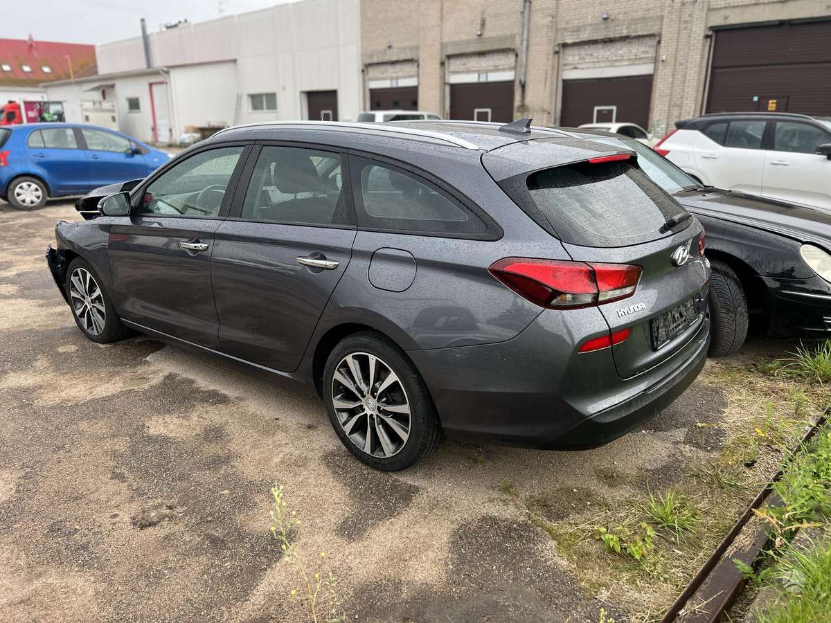 Hyundai i30, 1.6 l., Универсал