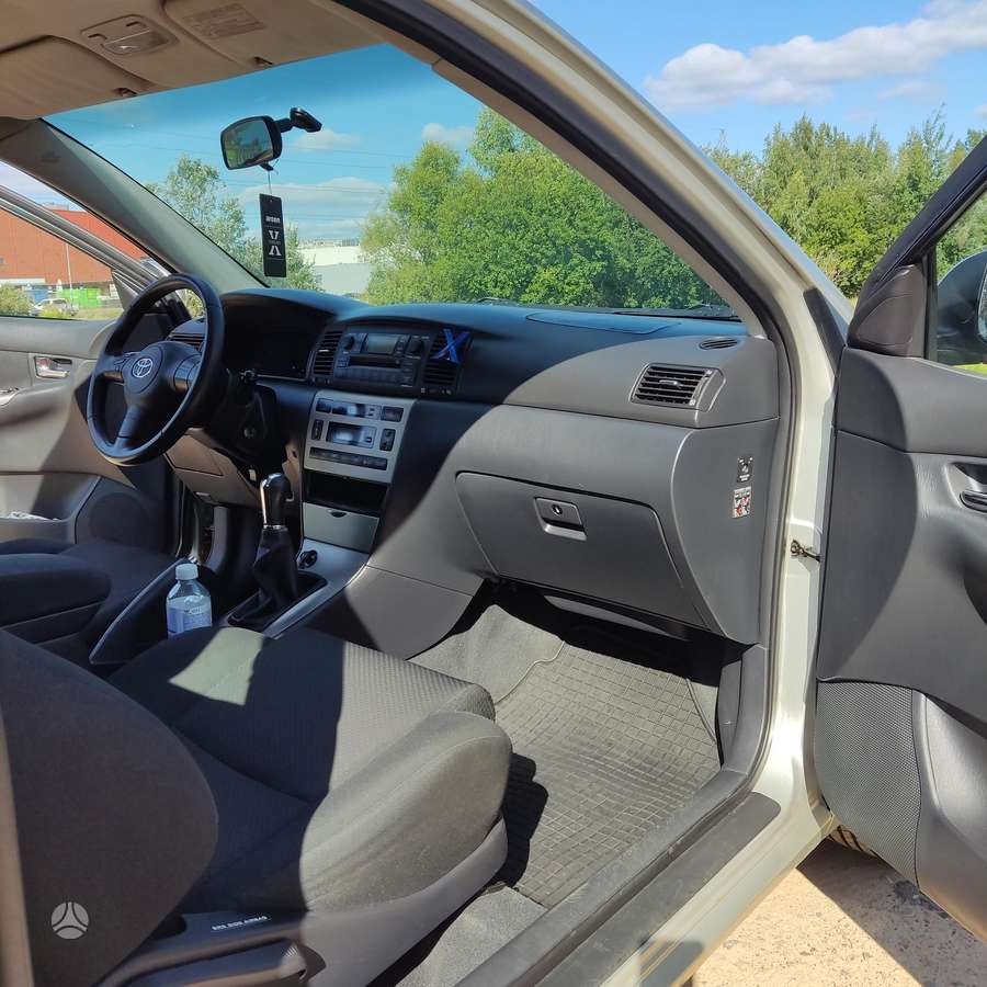 Toyota Corolla, 2.0 l., hatchback