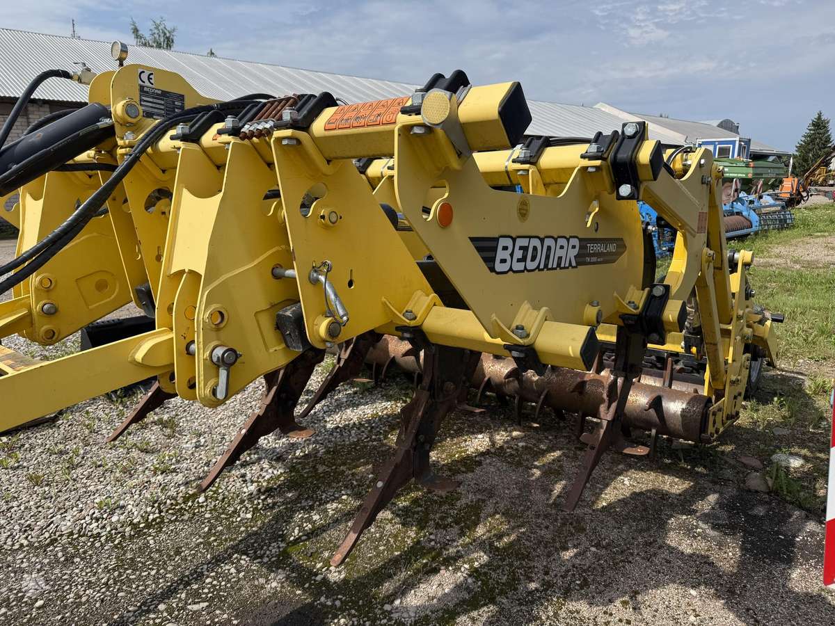 Bednar TN3000HM RT, skutikai, purentuvai