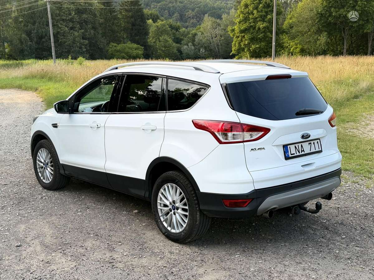 Ford Kuga - 8