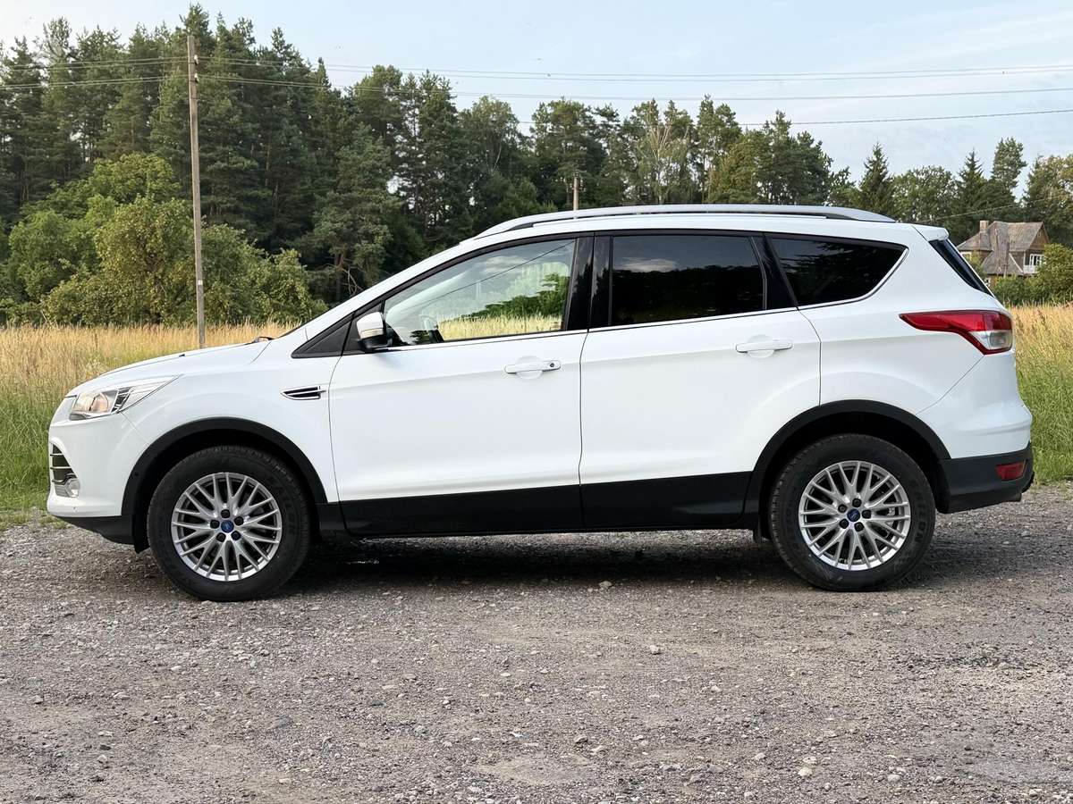 Ford Kuga - 9