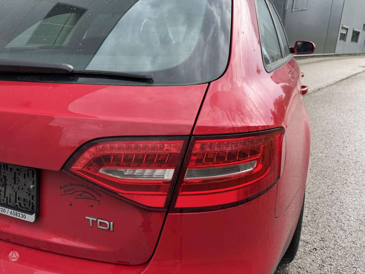Audi A4, 2.0 l., universalas