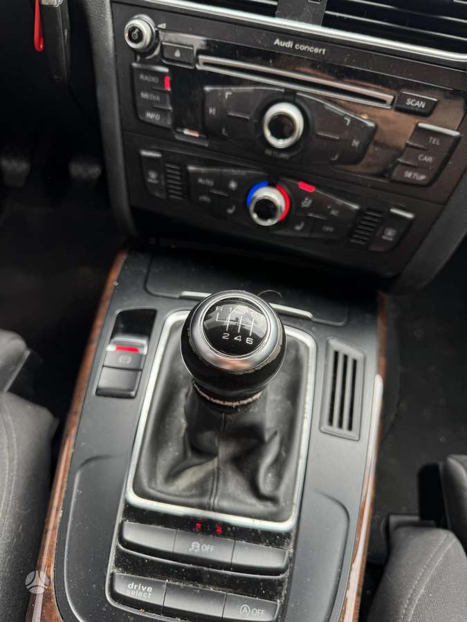 Audi A4, 2.0 l., universalas