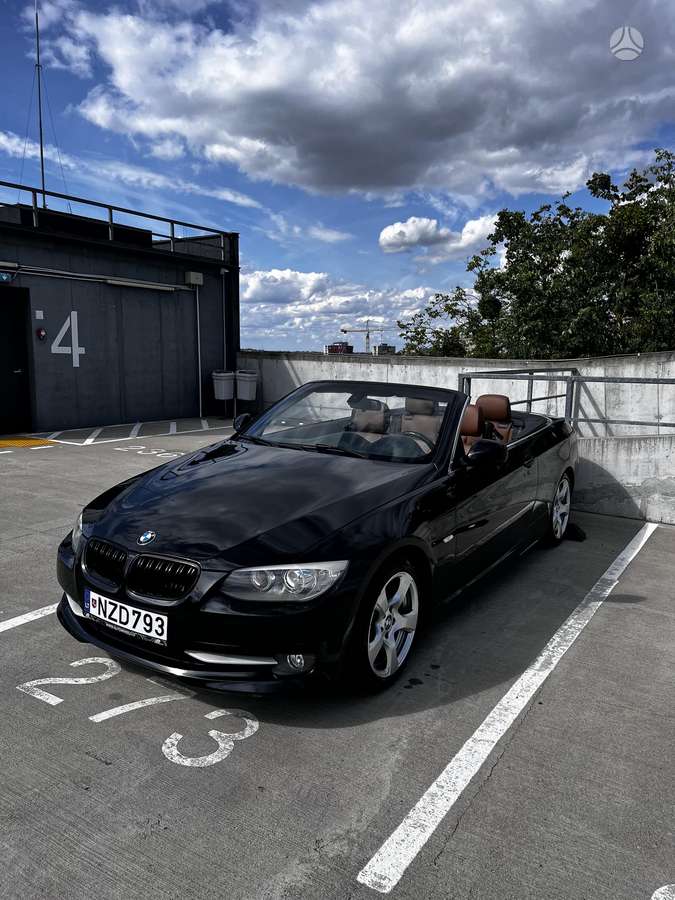 BMW 320, 2.0 l., Кабриолет