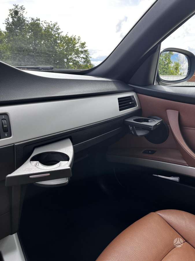 BMW 320, 2.0 l., Кабриолет