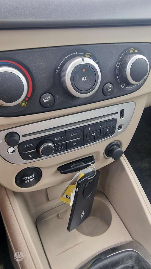 Renault Fluence - 8