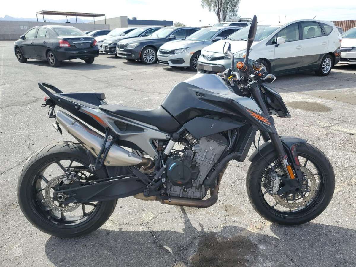 KTM Duke, street / classic