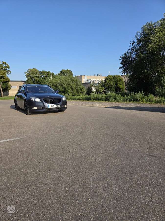 Opel Insignia, 2.0 l., Универсал