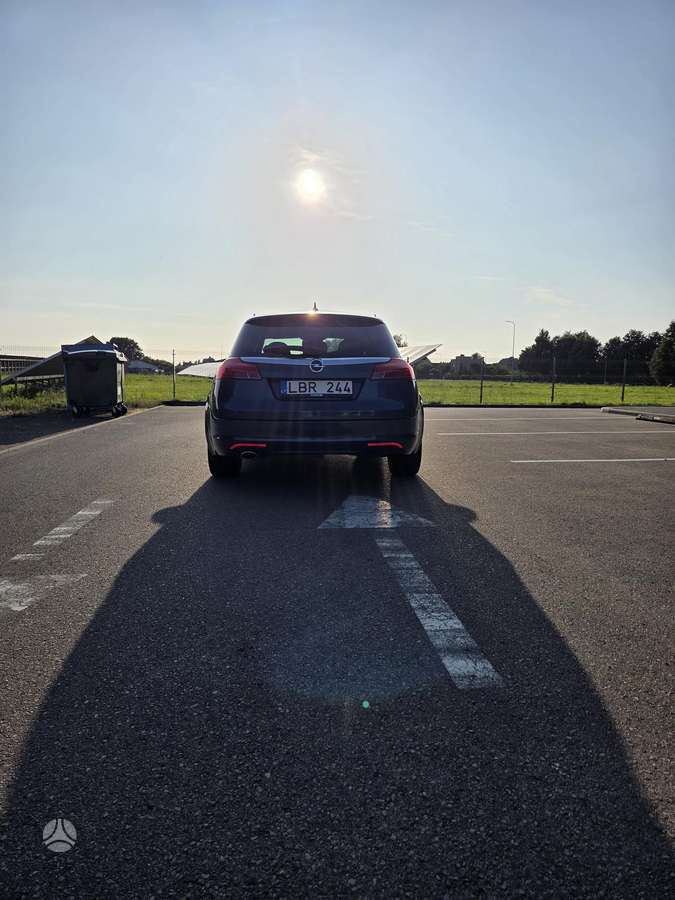Opel Insignia, 2.0 l., Универсал