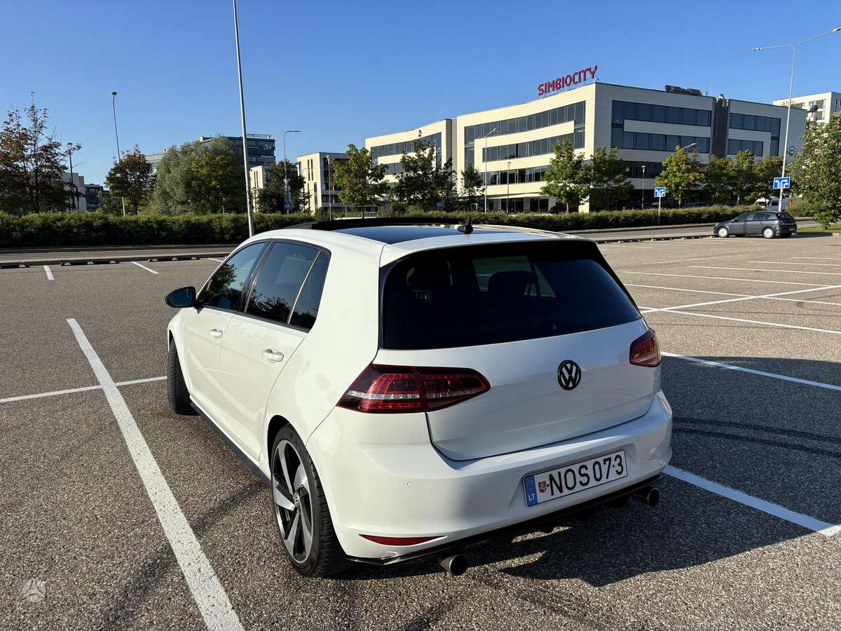 Volkswagen Golf, 2.0 l., hatchback