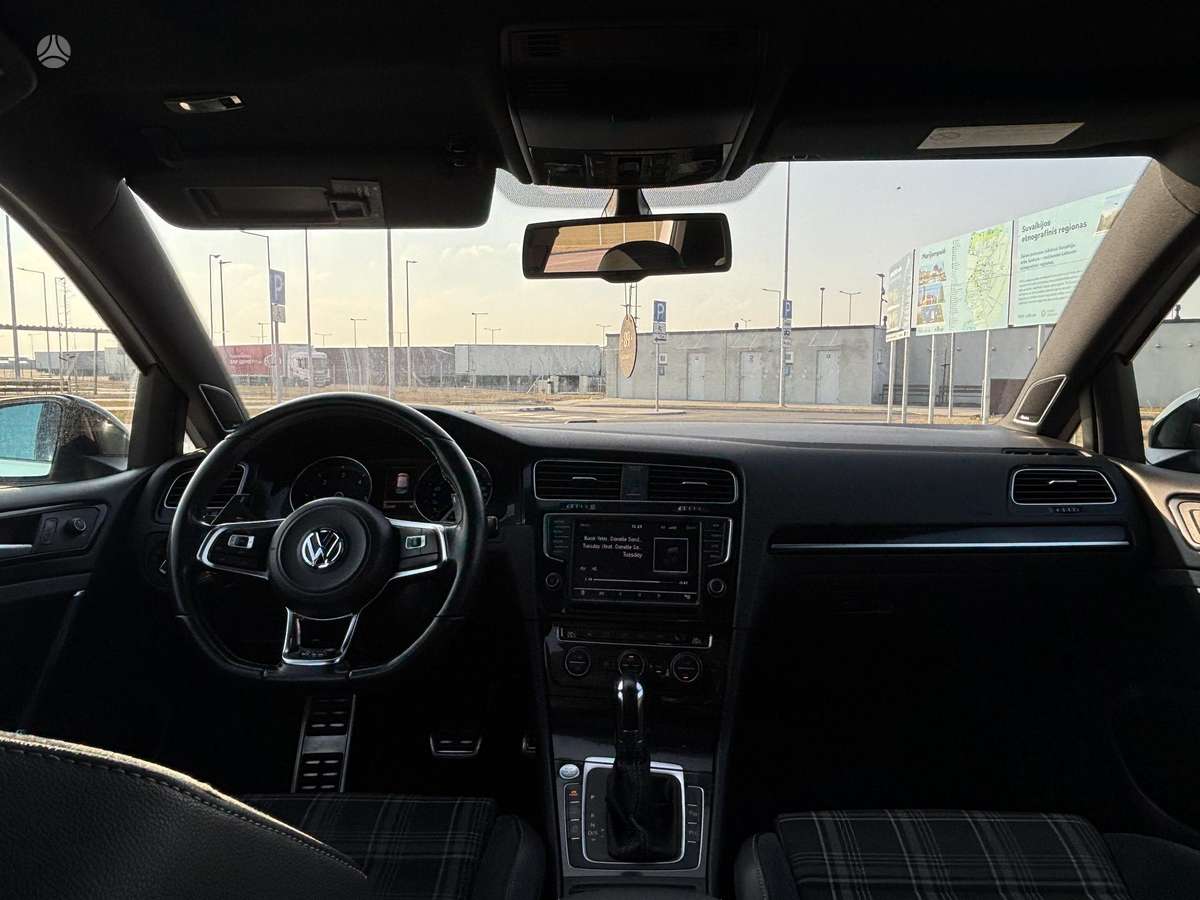 Volkswagen Golf, 2.0 l., hatchback