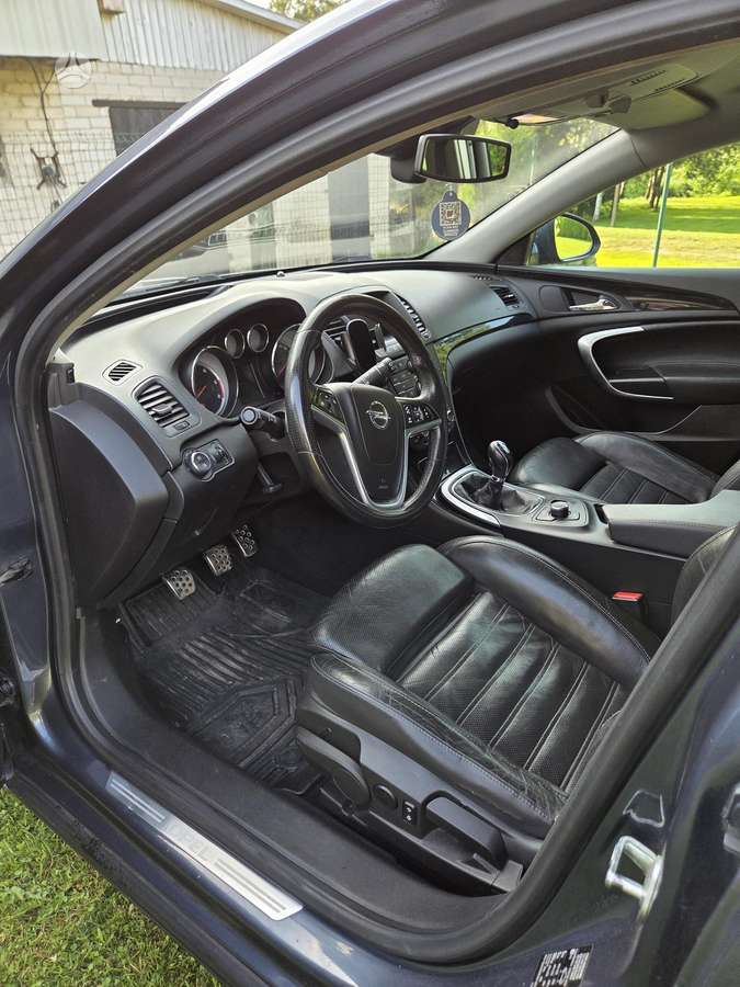 Opel Insignia, 2.0 l., Универсал