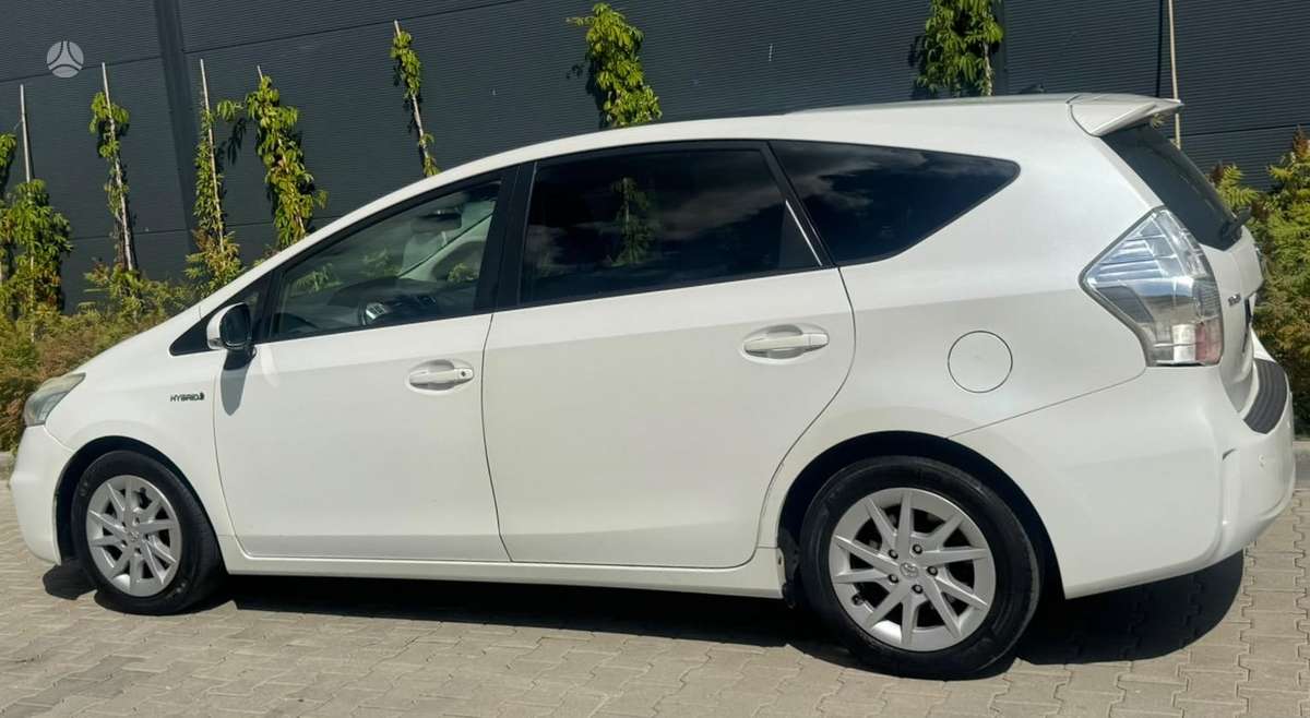 Toyota Prius+ - 3