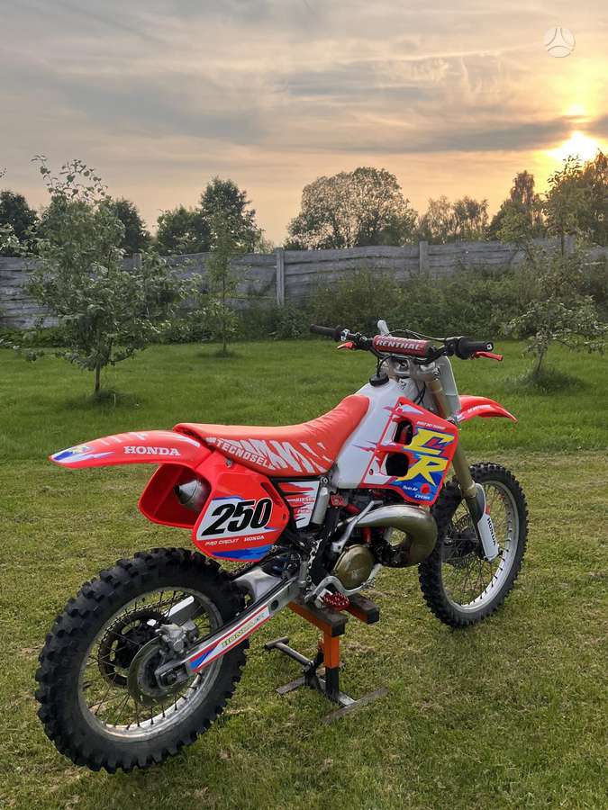 Honda CR 250cc, motocross
