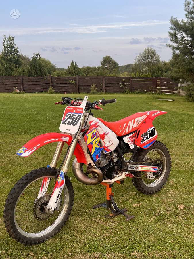 Honda CR 250cc, krosiniai