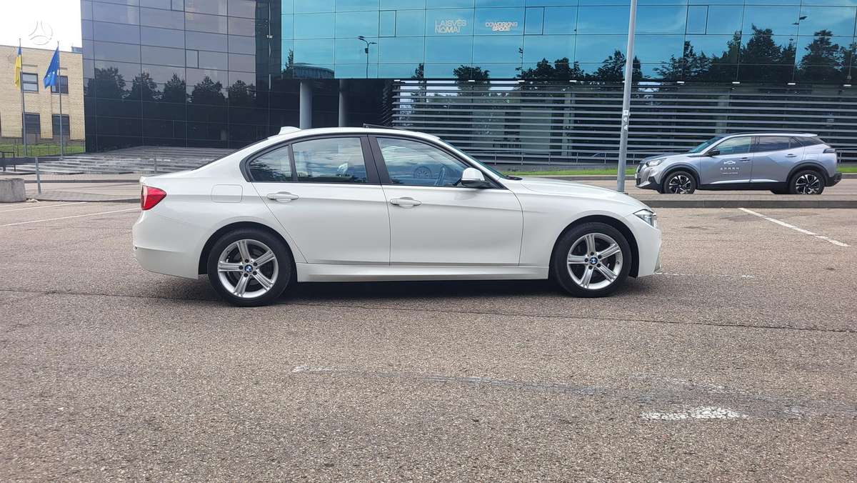 BMW 328, 2.0 l., Седан