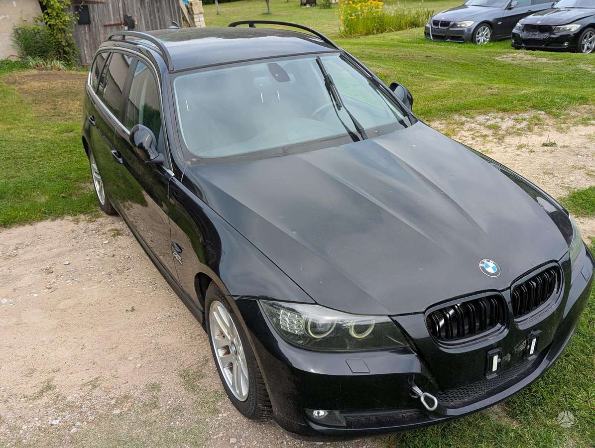 BMW 318, 2.0 l., universalas