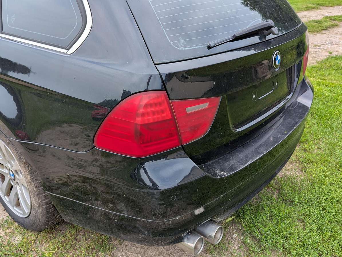 BMW 318, 2.0 l., universalas