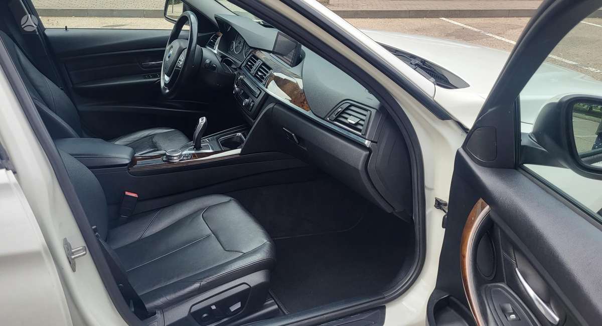 BMW 328, 2.0 l., Седан
