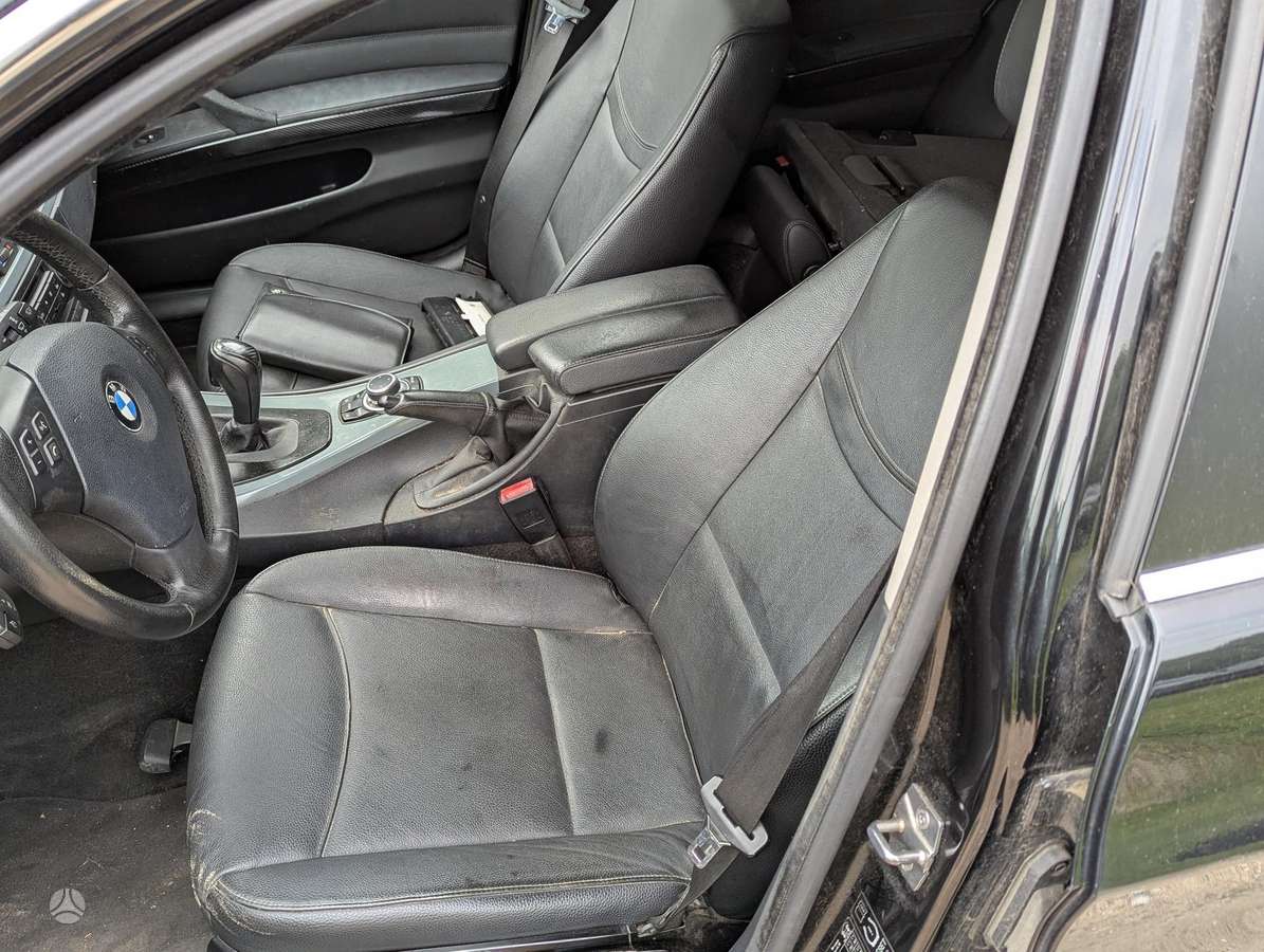 BMW 318, 2.0 l., universalas