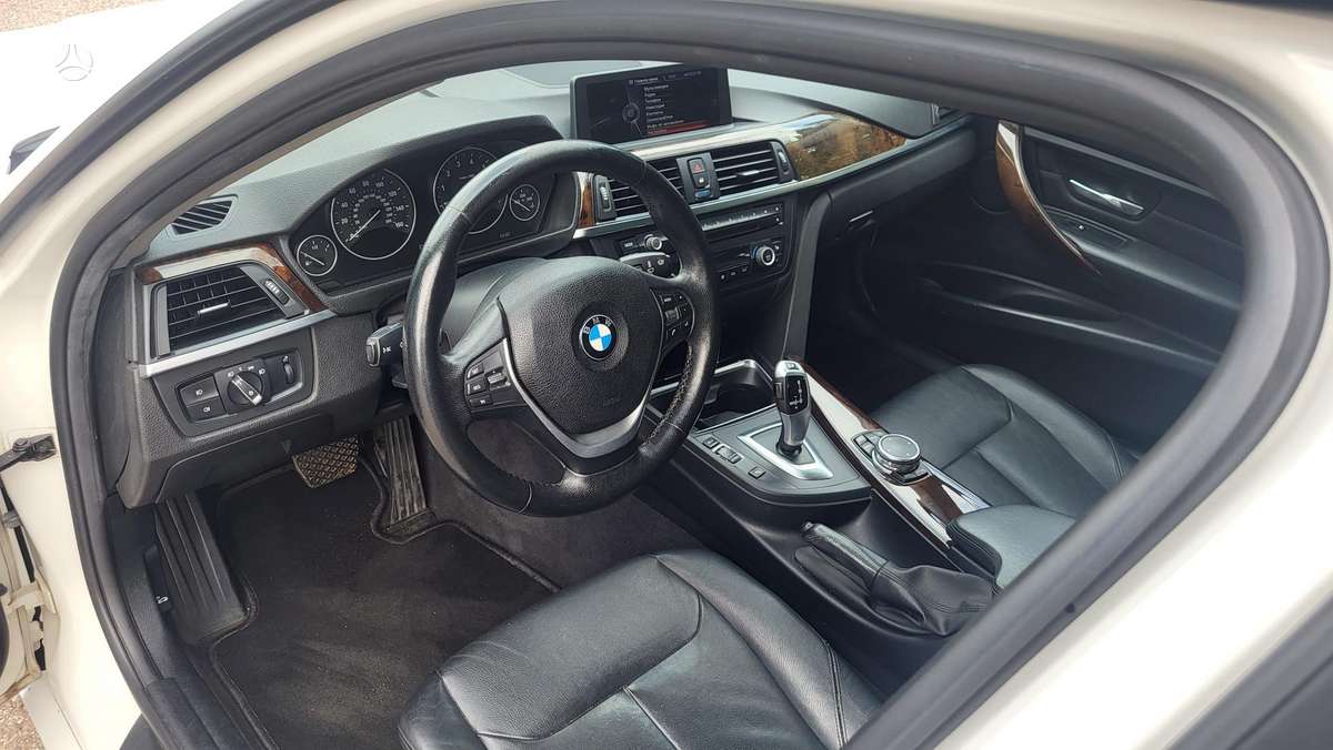 BMW 328, 2.0 l., Седан