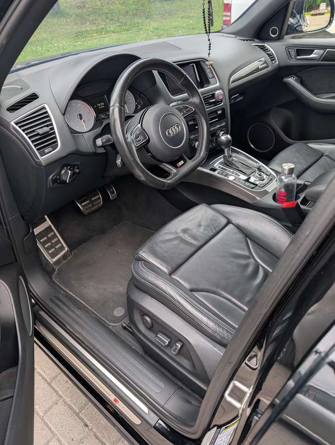 Audi SQ5, 3.0 l., off-road / crossover