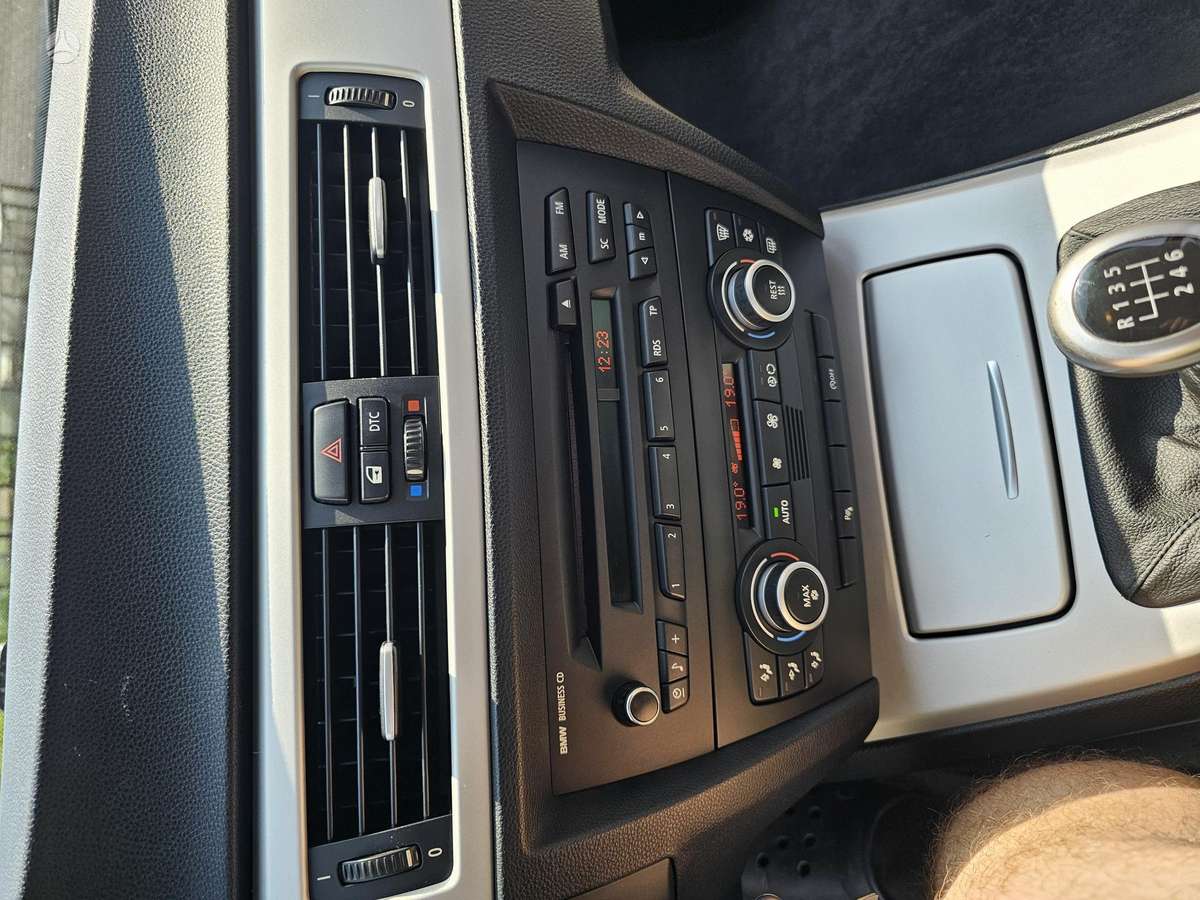 BMW 320, 2.0 l., wagon