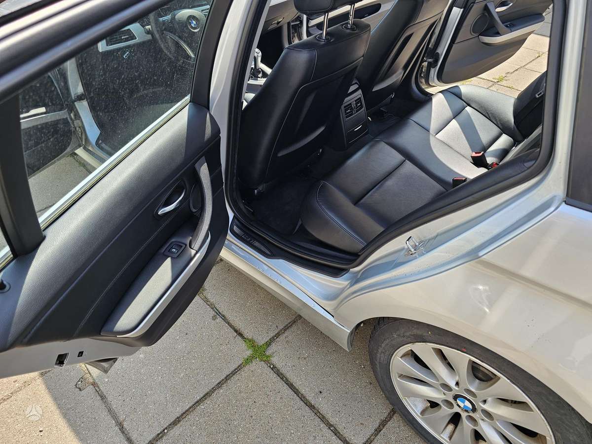 BMW 320, 2.0 l., Универсал
